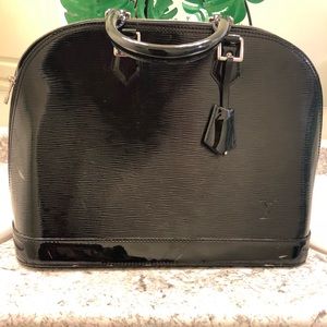 LOUIS VUITTON ALMA PM EPI READ DESCRIPTION
